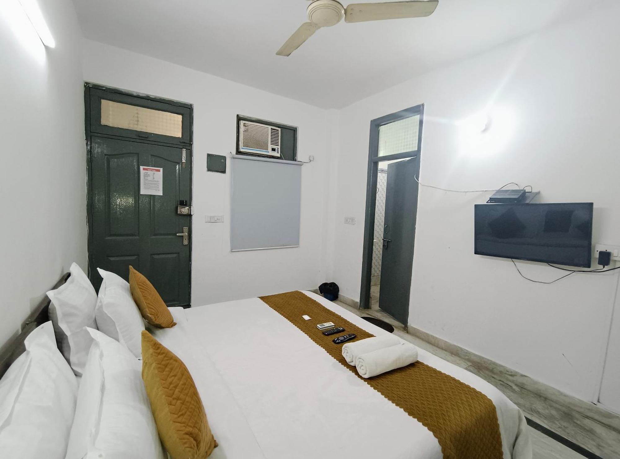 Hotel Hauz Khas Fort View Yeni Delhi Dış mekan fotoğraf