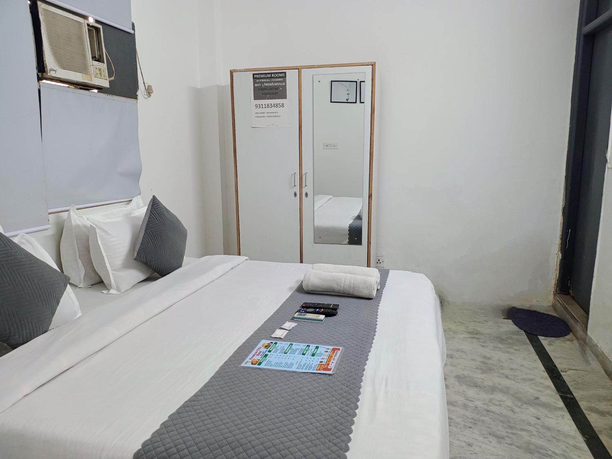 Hotel Hauz Khas Fort View Yeni Delhi Dış mekan fotoğraf