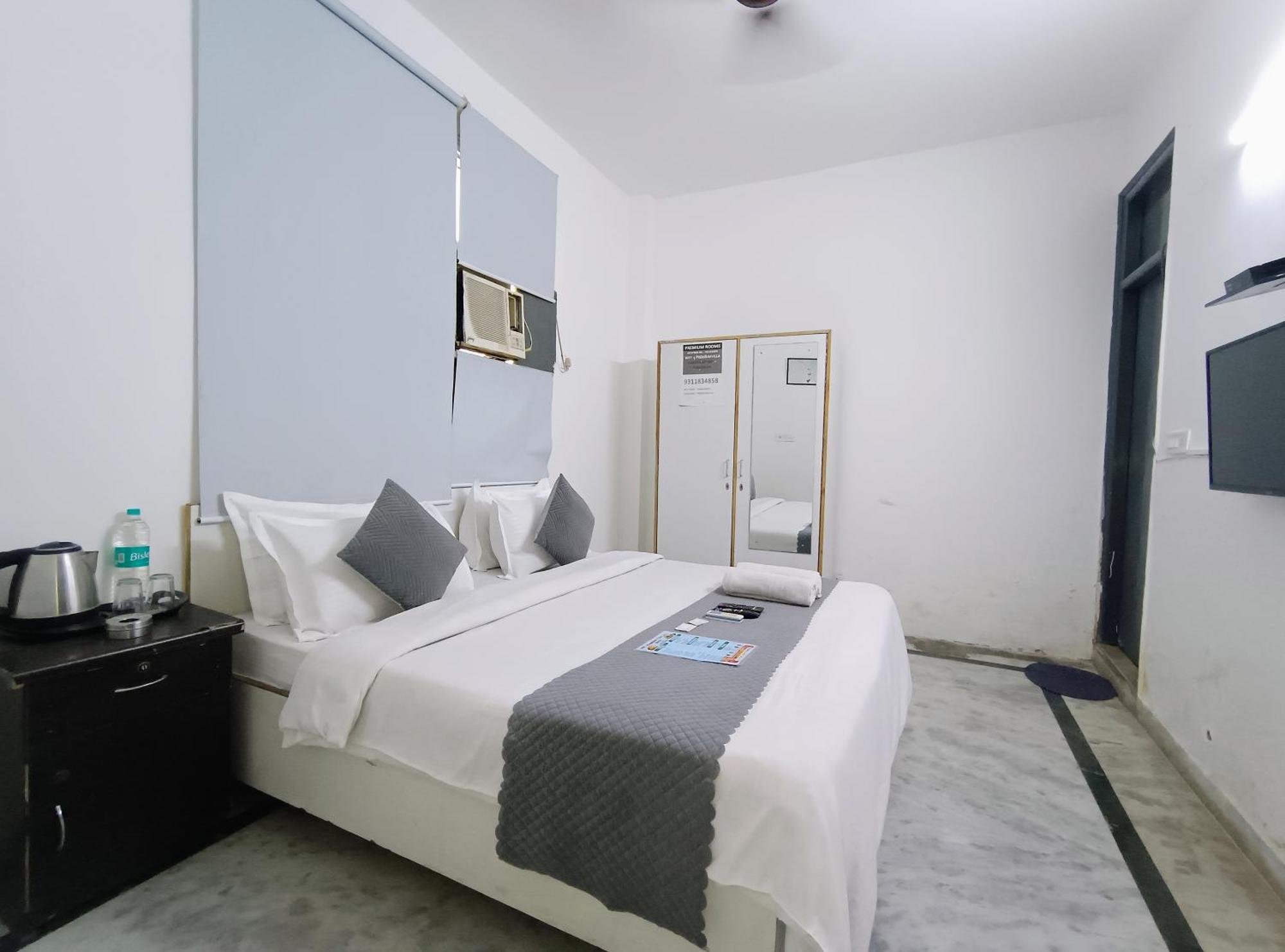 Hotel Hauz Khas Fort View Yeni Delhi Dış mekan fotoğraf